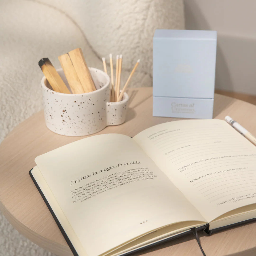 Bundle Diario de gratitud y manifestación + Mantras — Cartas al Universo