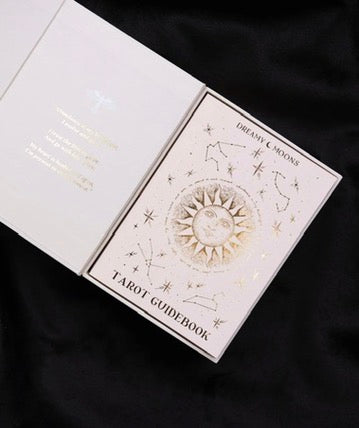 Lightworker Tarot Dreamy Moons